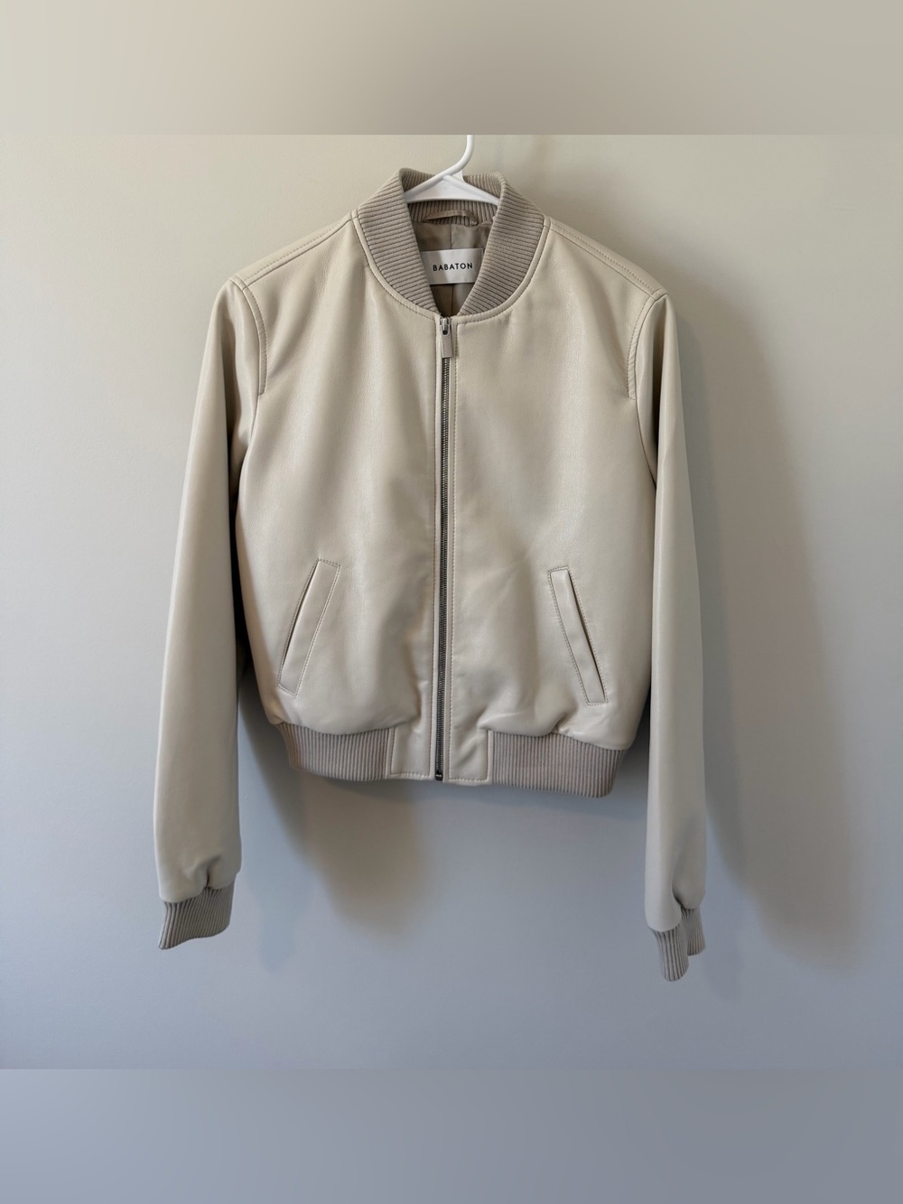 Aritzia Babaton Leibovitz Bomber Jacket Vegan Leather Matte Pearl Size Small